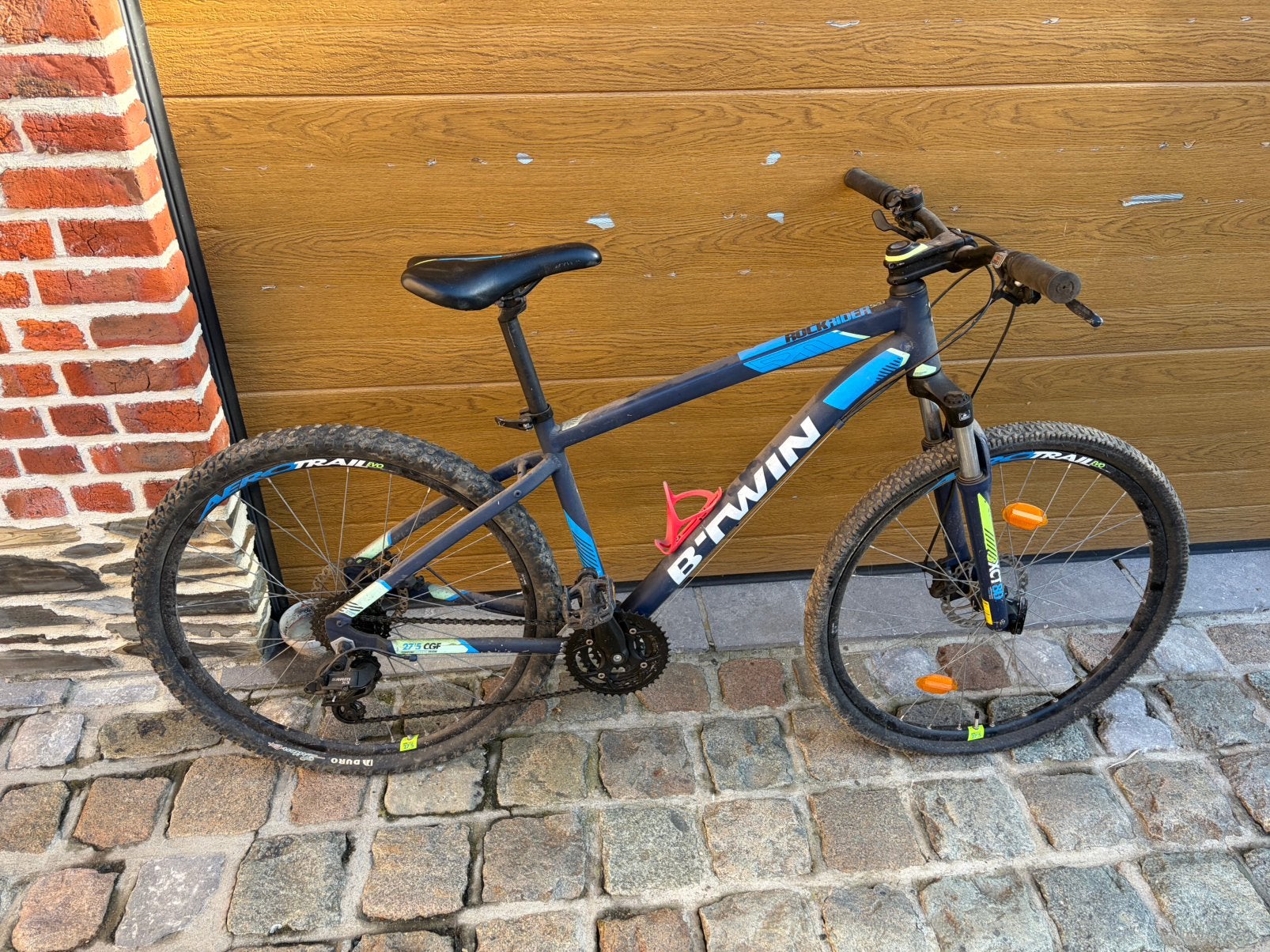 VTT BTWIN ROCK RIDER 520, Vélos & Vélomoteurs, Enlèvement, Comme neuf