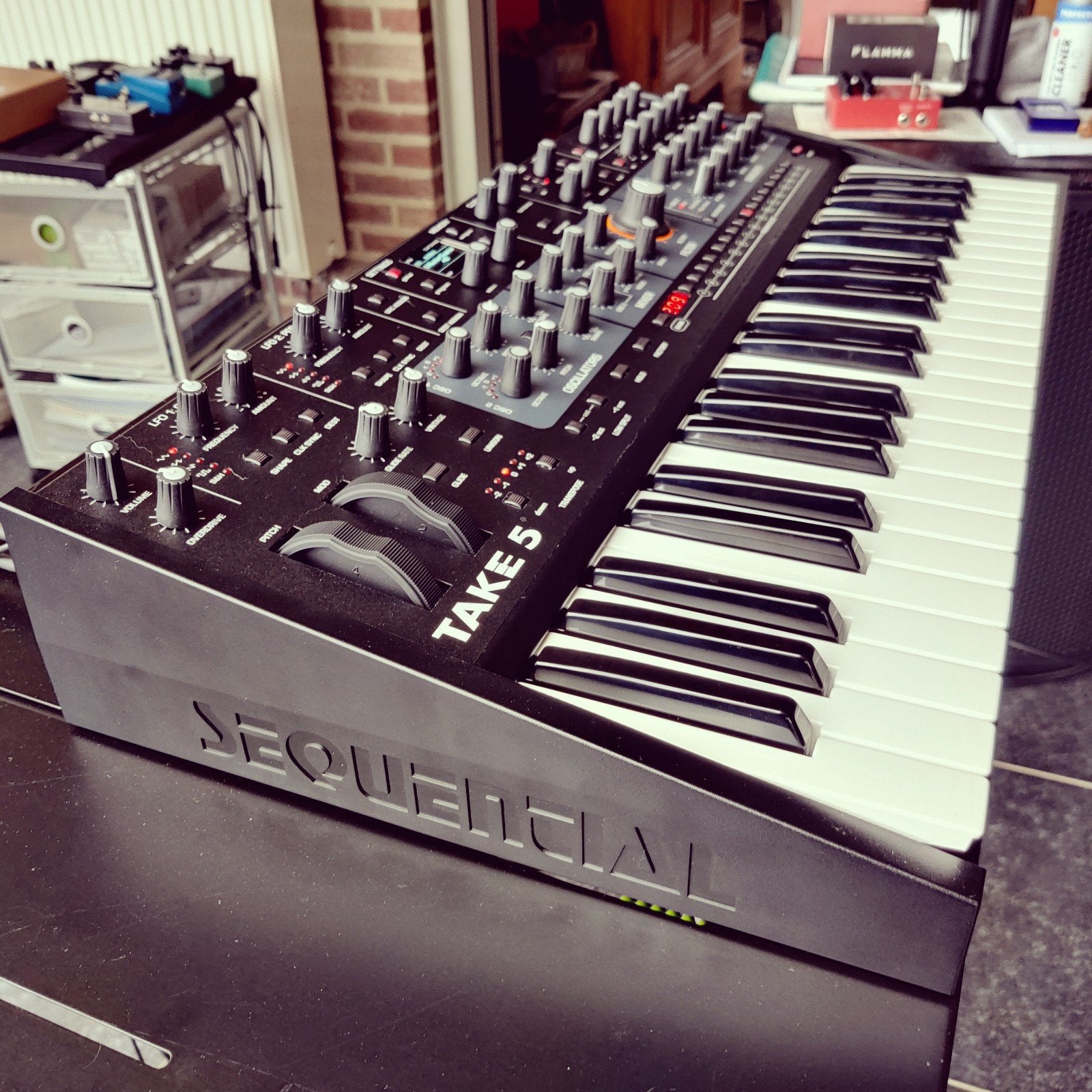 Sequentiële Take 5, Musique & Instruments, Orgues, Enlèvement
