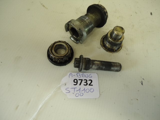ST1100 1990 - 2001 Honda Afstandshouder D1-10420, Motoren