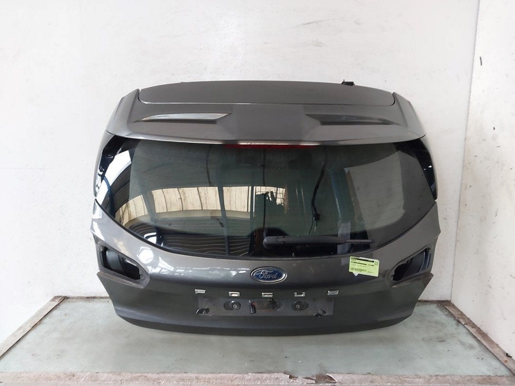 HAYON ARRIÈRE / MALLE Focus 4 (|2566476|PJX7BA40410EC|), Haillon arrière, Henry-Ford-Straße  1
50735  Köln, DE, Ford-Werke GmbH