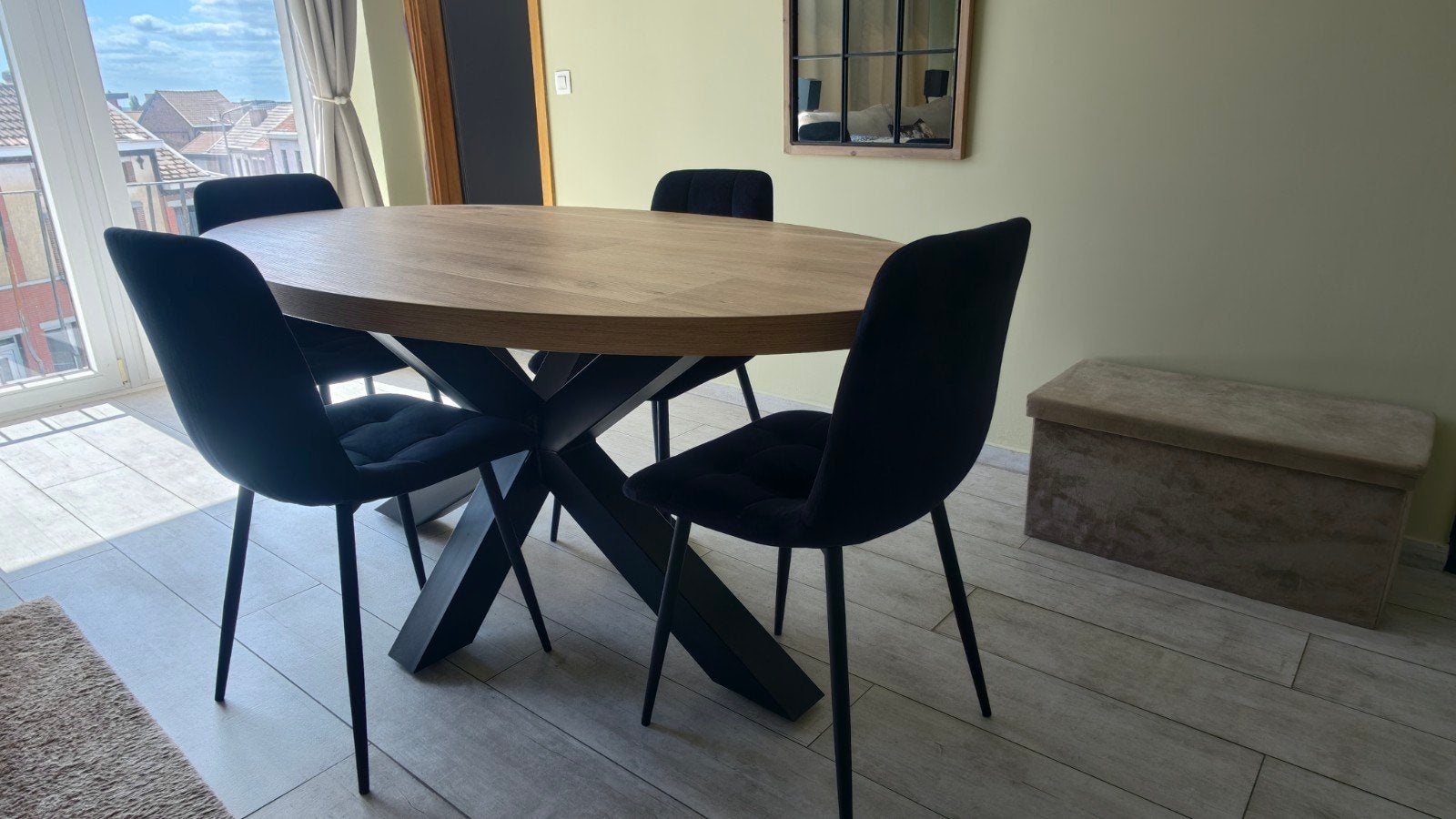 Table à manger (uniquement), Enlèvement, Comme neuf, Quatre personnes, Ovale