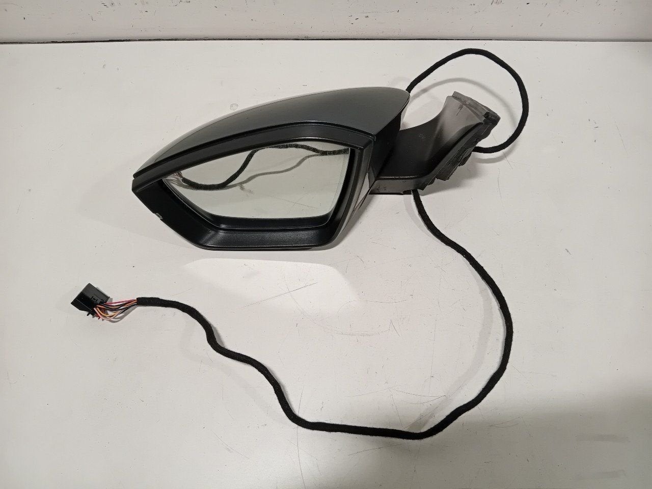 Spiegel buiten links elektrisch Skoda Superb, Onderdelen@venauto.nl, Van der Ven Autorecycling B.V., Gebruikt, Ettenseweg 76, 4706 PB Roosendaal, The Netherlands