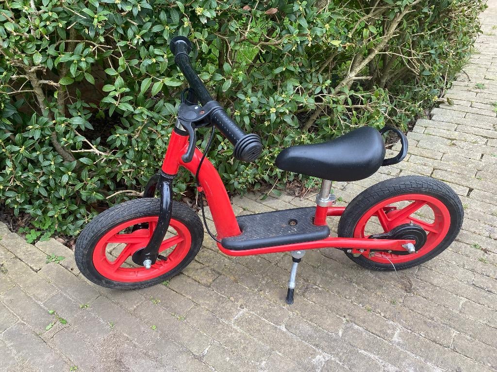 Rode loopfiets met rem en handvat, Ophalen, Gebruikt, Loopfiets