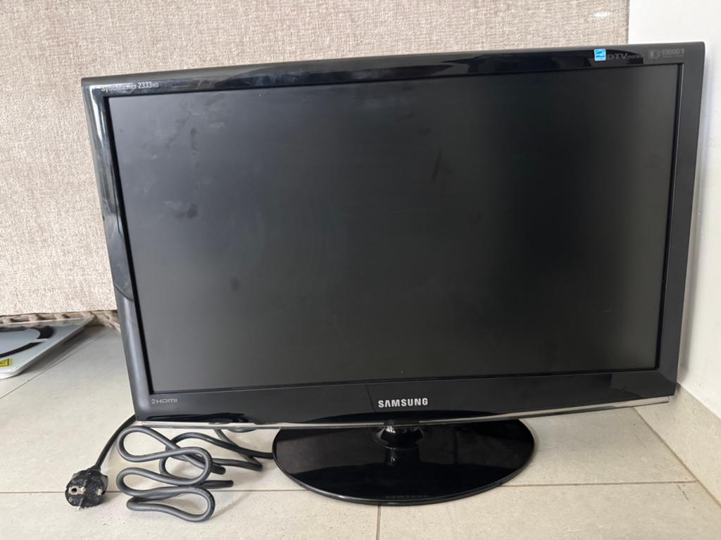 Tv te koop, Audio, Tv en Foto, Televisies, Ophalen of Verzenden, Zo goed als nieuw