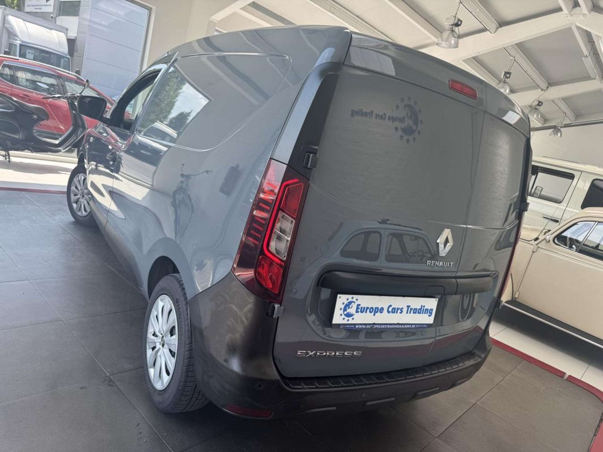 Renault Kangoo VAN EXPRESS 1.5DCI 75CH 9.909€HT CARPLAY CL, Auto's, Renault, Bedrijf, 5 deurs, 2 zetels