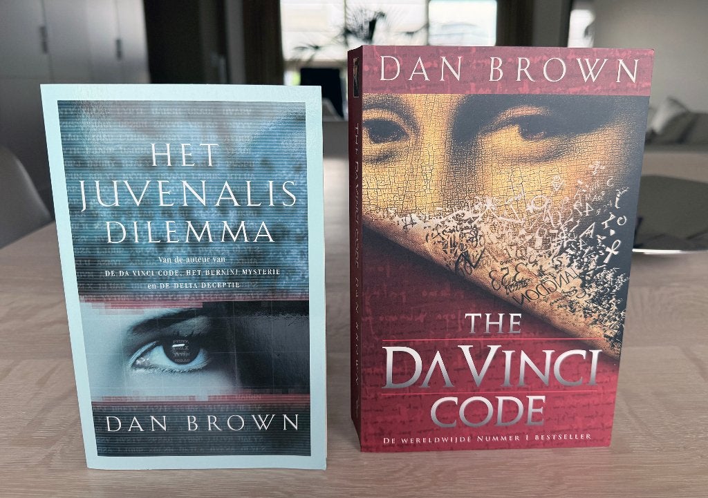 2 x Dan Brown / The Da Vinci Code + Het Juvenalis Dilemma, Gelezen, België, Ophalen of Verzenden, Dan Brown