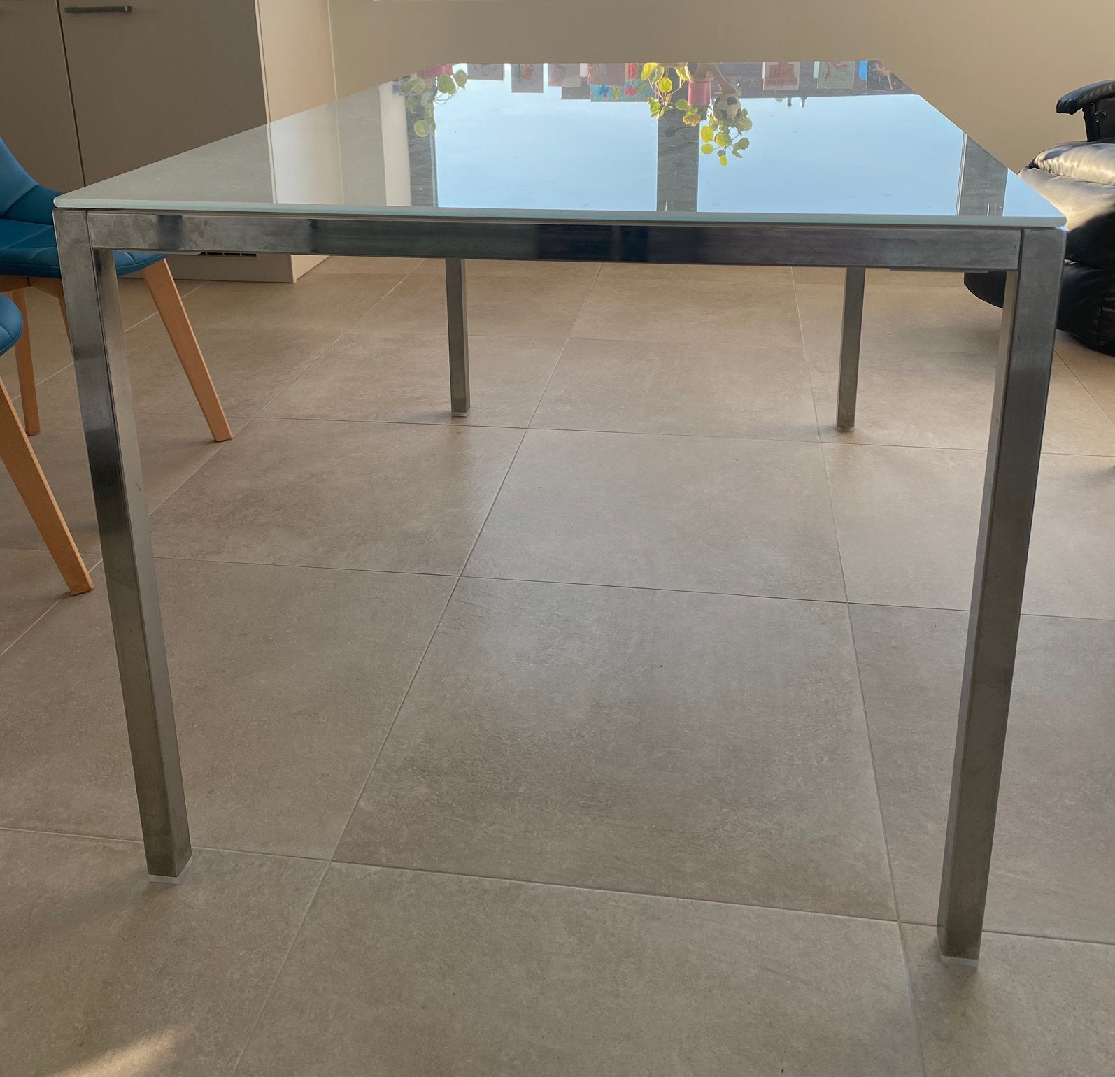 Gratis eettafel!, Enlèvement, Utilisé