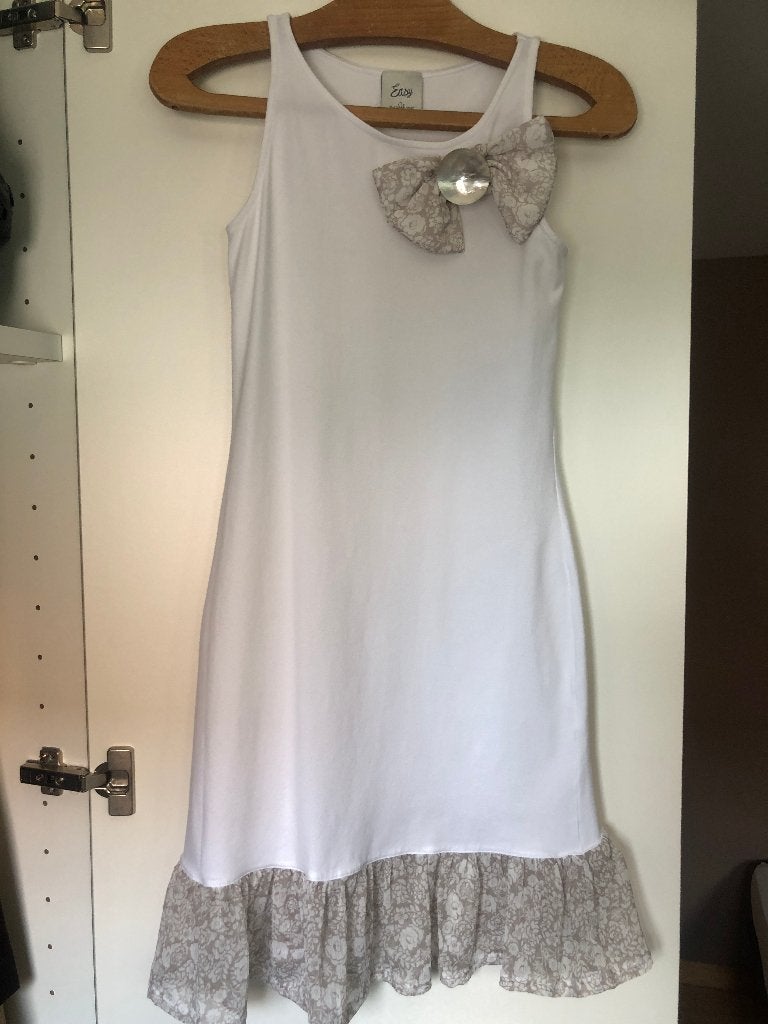 Vintage Italiaans wit zomerkleed met parelmoer knoop XS, Kleding | Dames, Ophalen, Wit, Nieuw, Easy for Milano