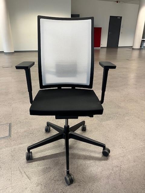 Bureaustoelen pro ergonomische armleuning in perfecte staat, Ophalen of Verzenden, Zo goed als nieuw