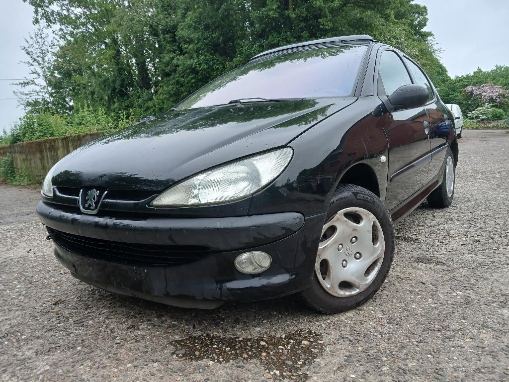 PEUGEOT 206/1400cc BENZINE/AIRCO/120KM/AUTOMAAT/GARANTIE, Auto's, Peugeot, Automaat, Adaptive Cruise Control, Zwart, Bedrijf