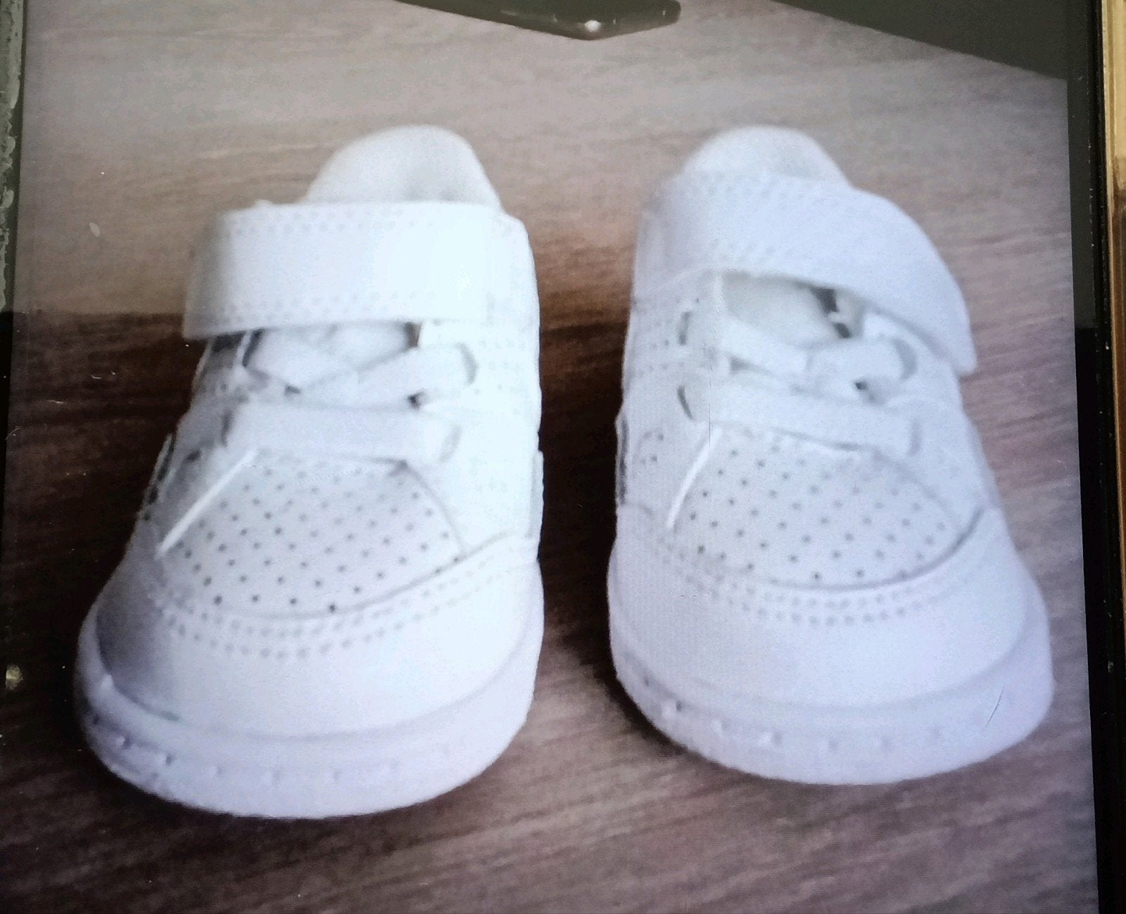 Sneaker Nike blanche taille 17 neuve Non portée., Enfants & Bébés, Vêtements de bébé | Chaussures & Chaussettes, Neuf, NIKE, Garçon ou Fille