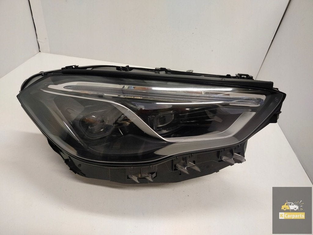 A2479064204, Mercedes GLA II Lift W247 Grootlicht rechts, Gebruikt, Mercedes-Benz AG, Mercedes-Benz, Mercedesstrasse 120
70372  Stuttgart, DE