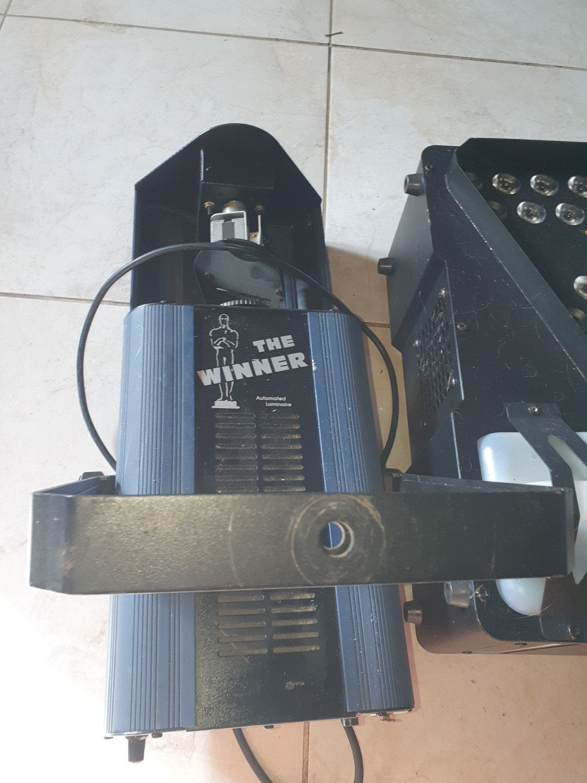 2 lampe sono pro, Enlèvement