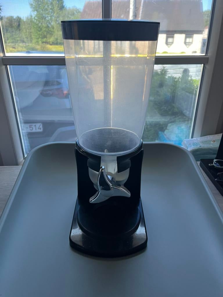 Cornflakes dispenser, Ophalen, Zo goed als nieuw