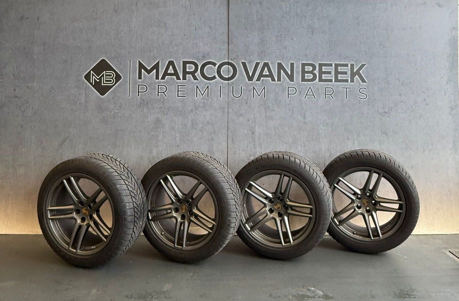 20 Inch Porsche Macan winter wielen set velgen, Ophalen, Gebruikt, -, -