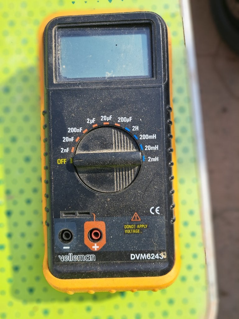 CAPACIMETRE ET INDUCTANCE METRE, Enlèvement, Comme neuf