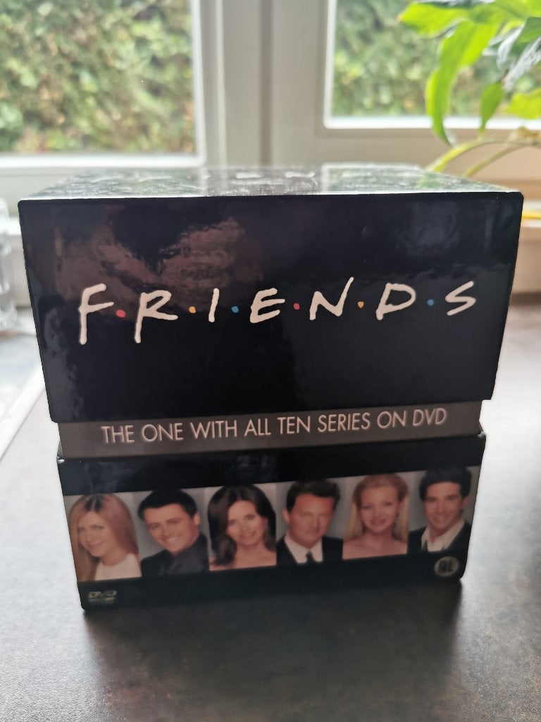 DVD box friends 10 seizoenen (volledig), Cd's en Dvd's, Ophalen of Verzenden, Gebruikt, Komedie, Complete serie
