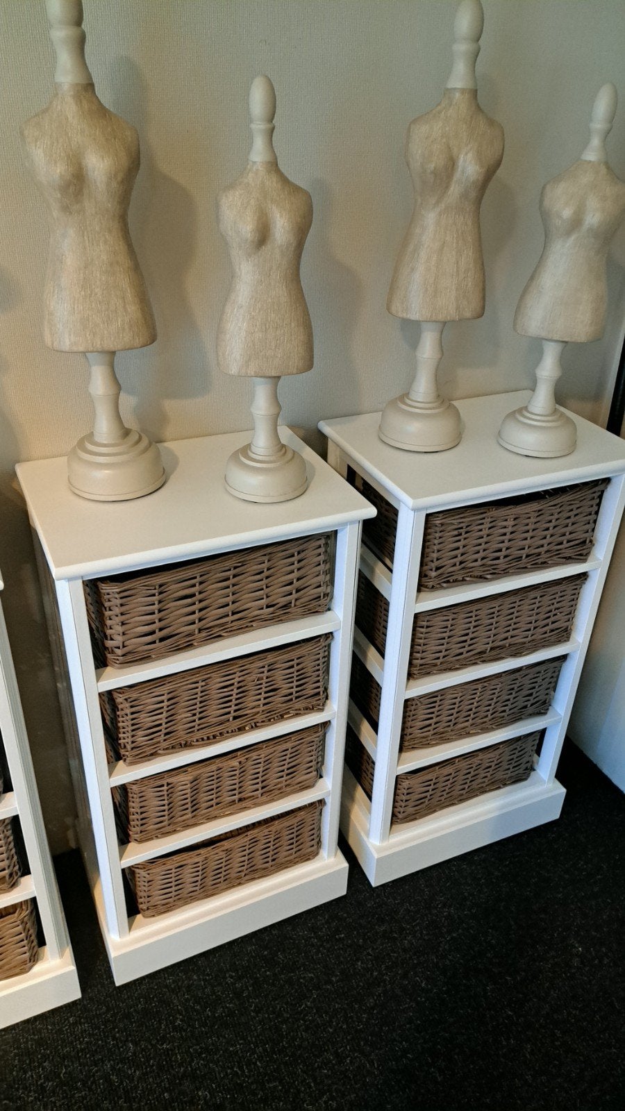 Prachtige witte nieuwe houten opbergkastjes, Ophalen of Verzenden