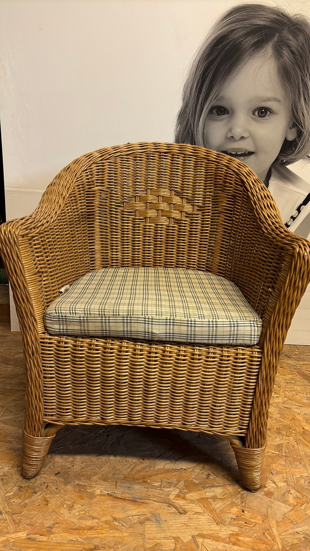 Rotan zetel kids Caramella, Huis en Inrichting, Ophalen, Zo goed als nieuw