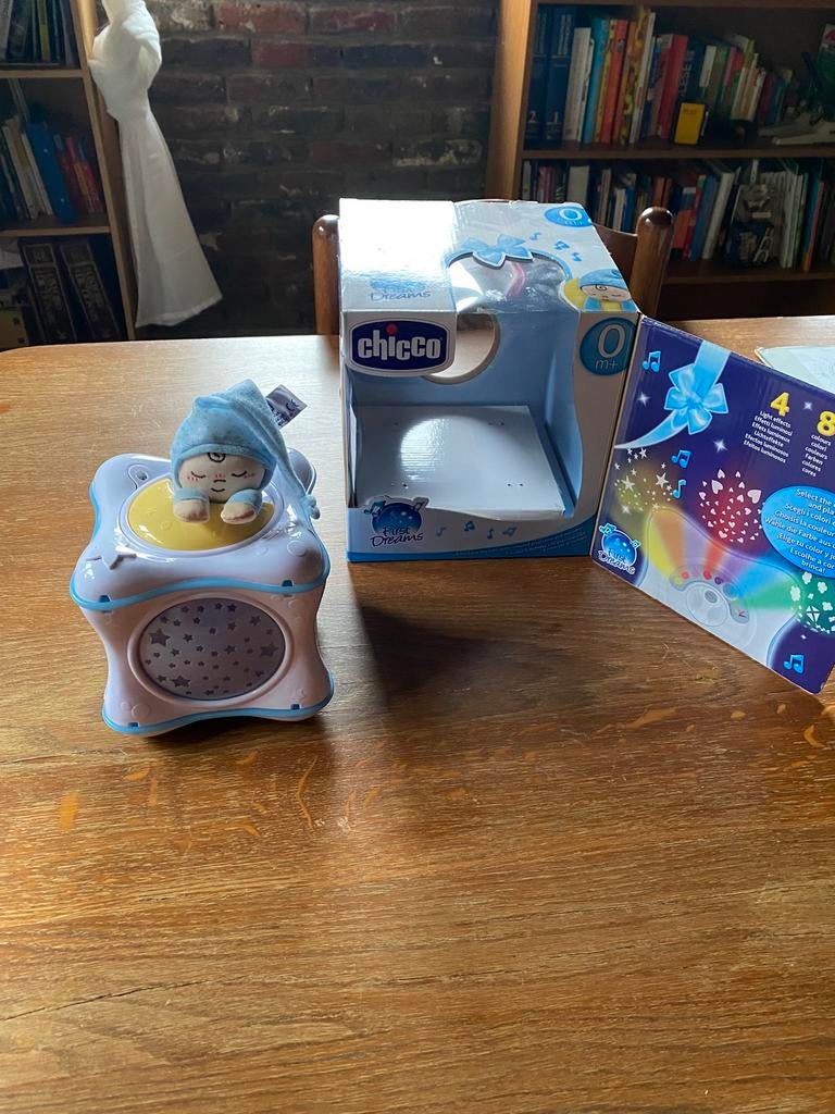 Chicco rainbow cube, Enfants & Bébés, Enlèvement, Comme neuf
