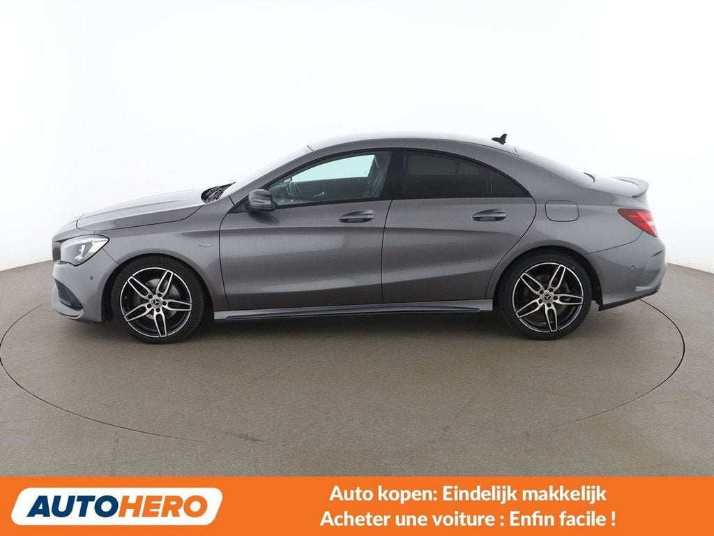 Mercedes-Benz CLA-Klasse 180 CLA 180 AMG Line, Autos, Achat, 4 portes, Boîte manuelle, Noir