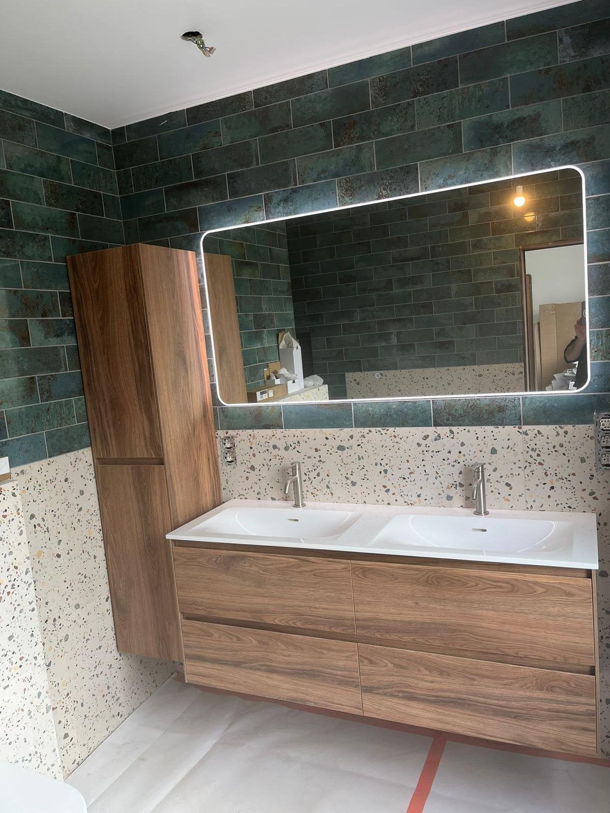 Miroir LED salle de bain - 140 x 70 cm - utilisé 1 mois NEUF, Enlèvement, Comme neuf