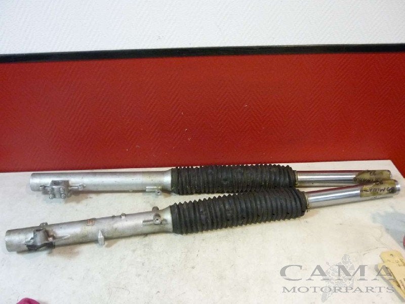 FOURCHE AVANT COMPLET Honda NX 650 (01-1970/-), Motos, Dhr. S. di Majo, Utilisé, Info@cama-motorparts.nl, P.J. Troelstraweg 8 8
3144 CX  MAASSLUIS, NL