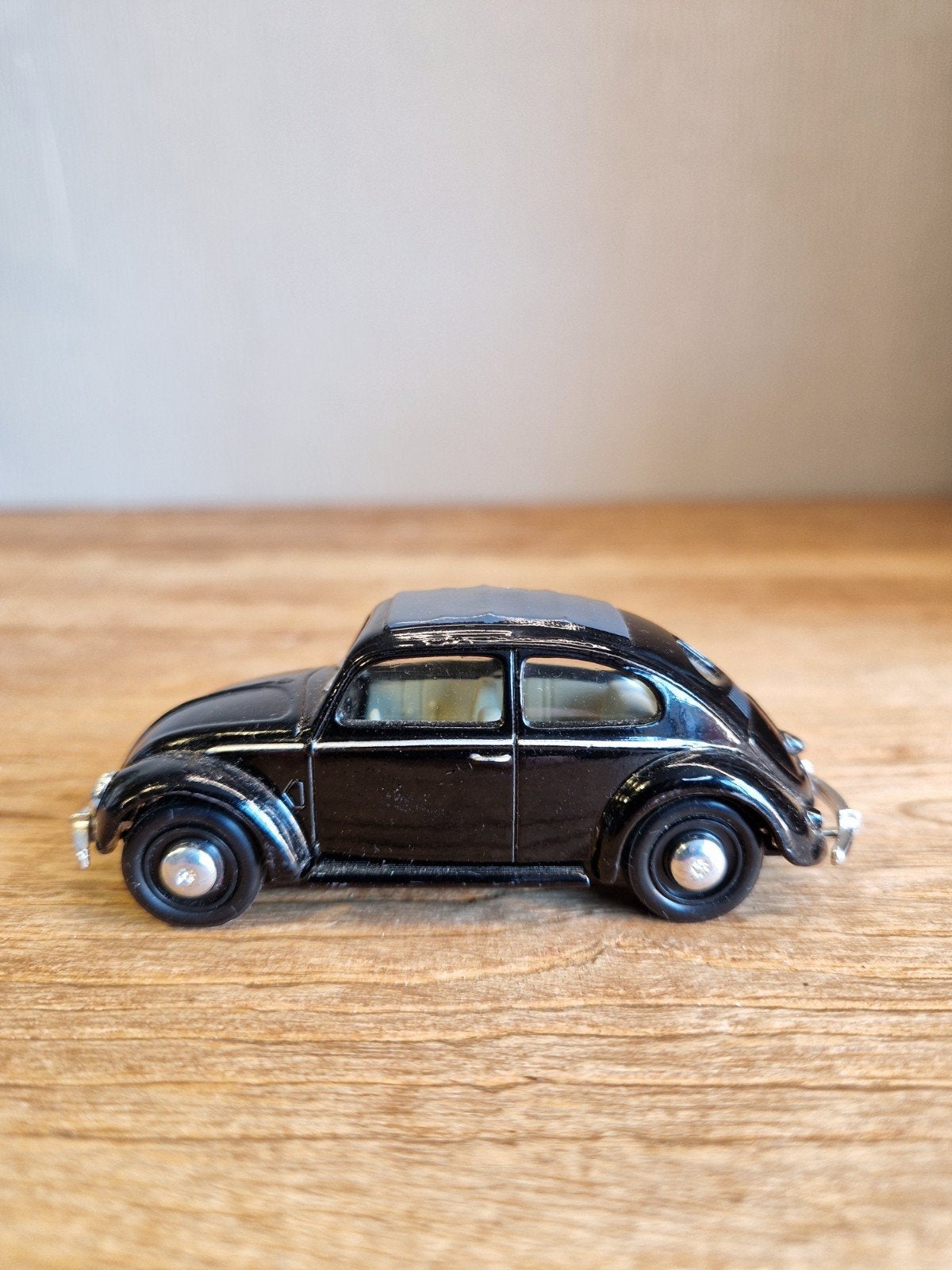 Matchbox Dinky 1/43 Volkswagen kever deluxe sedan bril kever, Enlèvement ou Envoi, Matchbox