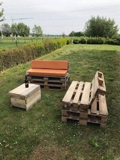 Loungezetels te huur, Enlèvement