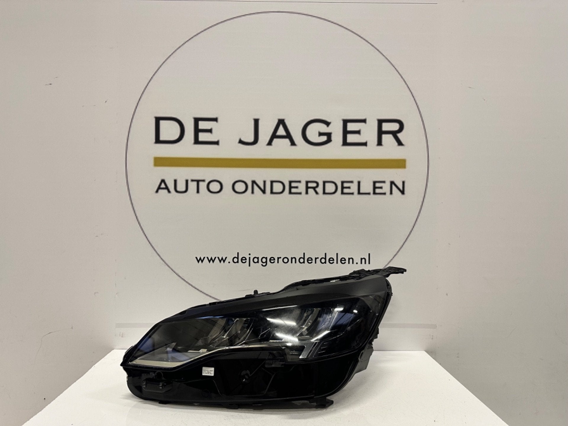 PEUGEOT 3008 5008 PHARE LED FACELIFT 9836230280, Taurusavenue 1
2132 LS  Hoofddorp, NL, Contact.group@renault.com, Stellantis N.V.