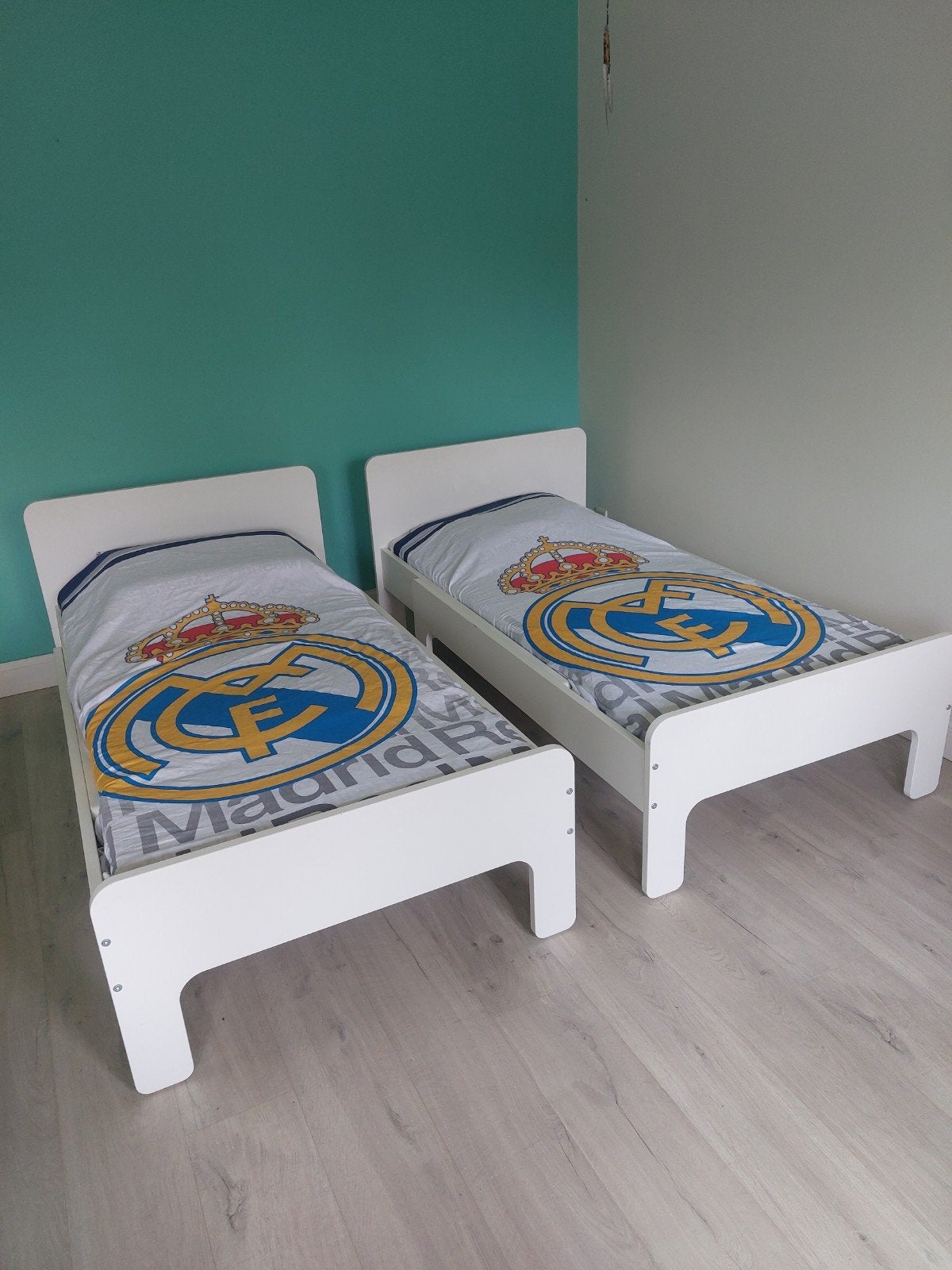 Meegroeibed Ikea met lattenbodem en matras, Kinderen en Baby's, Kinderkamer | Bedden, Ophalen, Lattenbodem