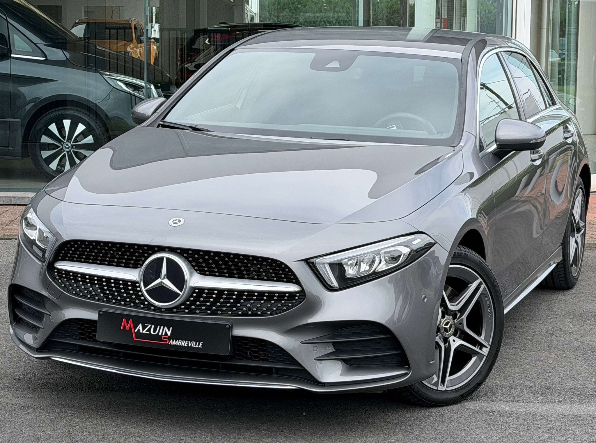 Mercedes-Benz A-Klasse 250 e PHEV * Pack AMG * Caméra * 48., Autos, Achat, Euro 6, Entreprise, Noir