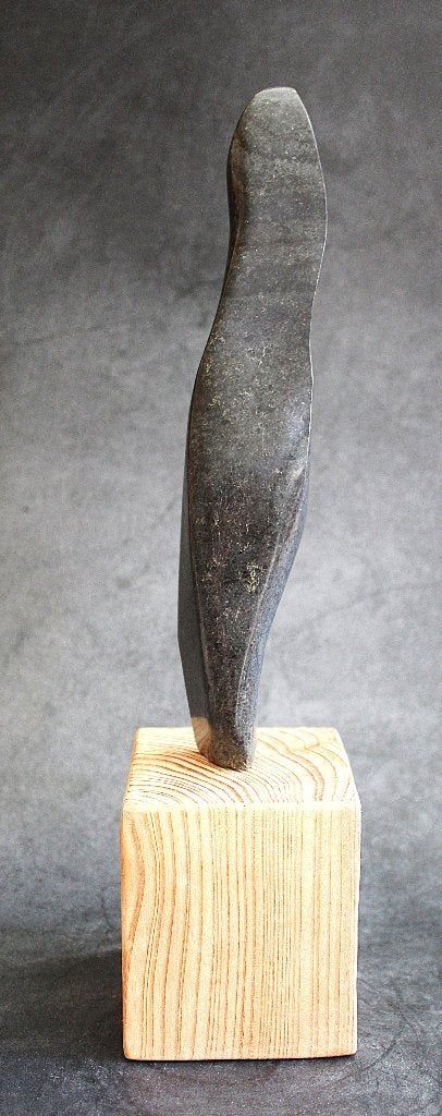 Catwalk - gestileerde sculptuur in springstone, Antiquités & Art, Art | Sculptures & Bois, Enlèvement ou Envoi