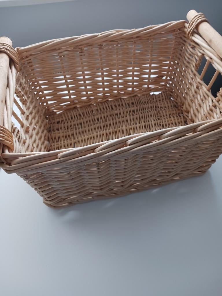 Nieuwe rieten mand te koop., Ophalen, Mand, Nieuw, Riet