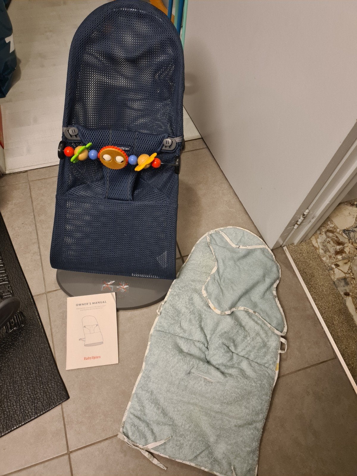 babybjorn wipper met speeltje en overtrek als NIEUW, Ophalen, Nieuw, Wipstoel