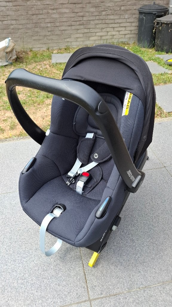 Maxi cosi mét isofix onderstel, Kinderen en Baby's, Ophalen, Autogordel of Isofix, Gebruikt, 0 t/m 13 kg