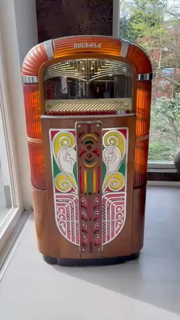Juke box de 1943 a vendre, Enlèvement, Utilisé