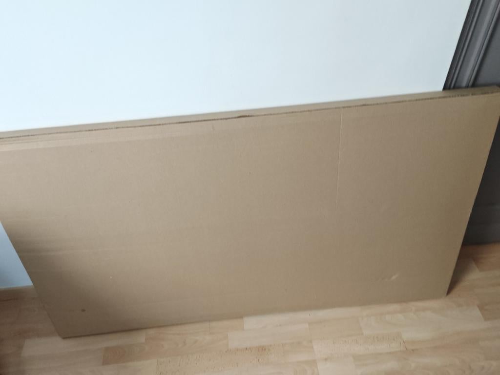 Lit neuf je n'accepte que les virements et cash (main propre, Huis en Inrichting, Slaapkamer | Bedden, Ophalen, 140 cm, 200 cm