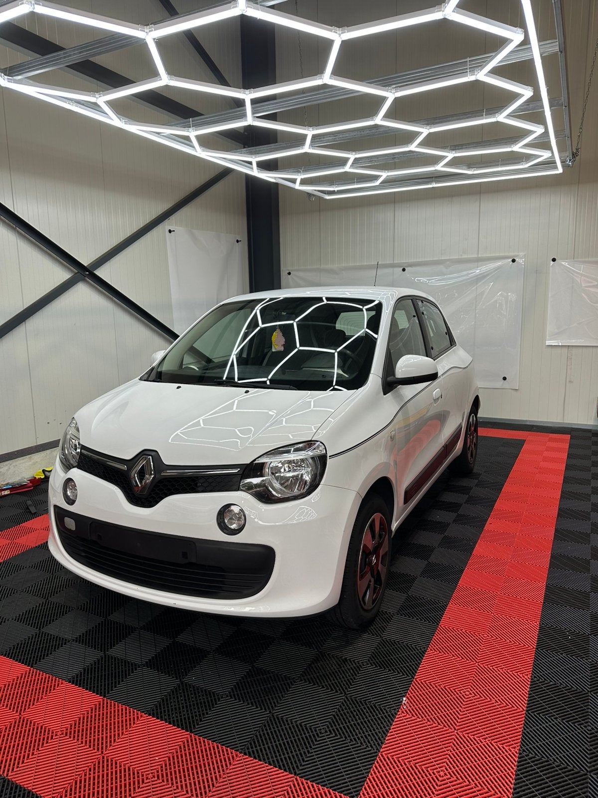 Renault Twingo 1.0 Benzine |2015 |160.000 km/12 Mnd Garantie, Auto's, Renault, Bluetooth, Wit, Bedrijf, Handgeschakeld