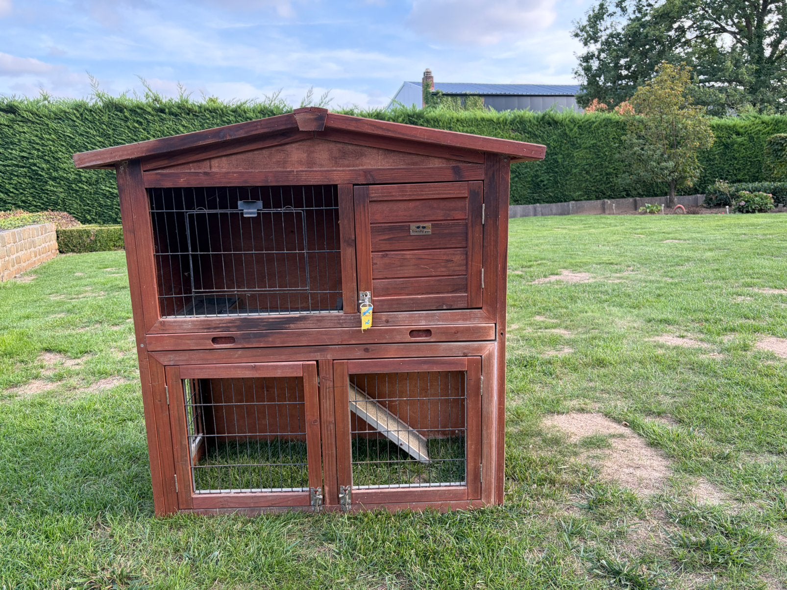 Konijnenhok met verdiep en toebehoren, Ophalen, Gebruikt, Cavia, 90 cm of meer