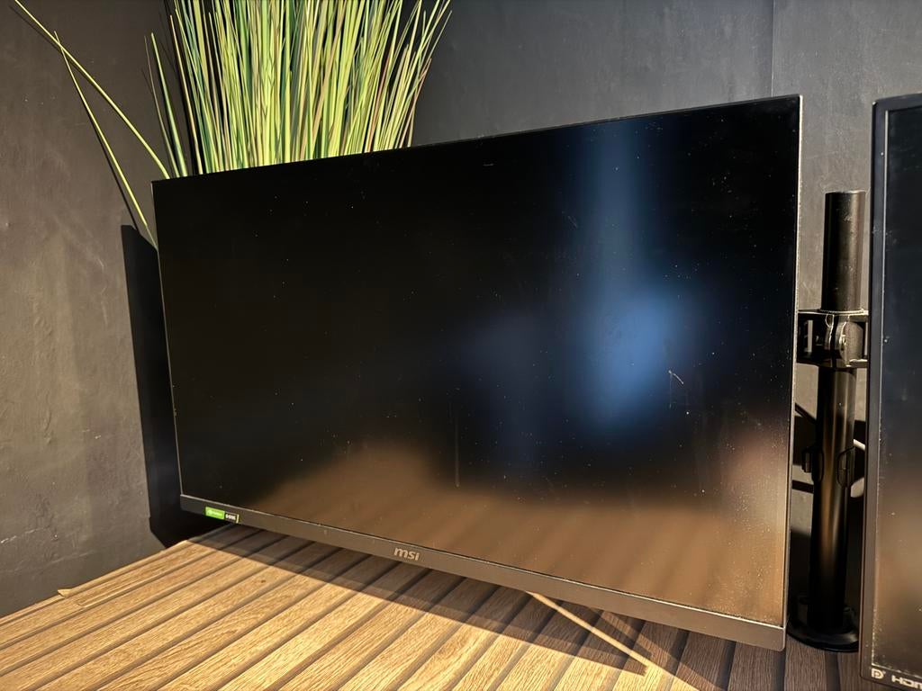 Ecran MSI 27 pouces G274F, 101 t/m 150 Hz, Minder dan 1 ms, HDMI, Ophalen