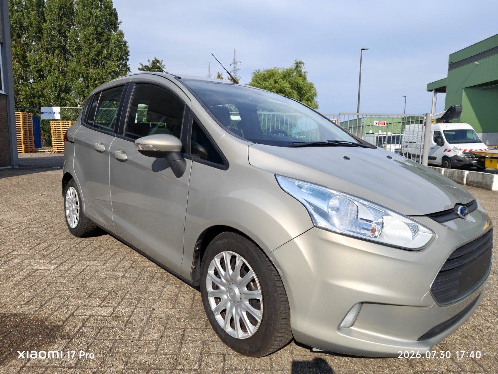 B max 1.6 Benzine. Automaat, Auto's, Ford, Stof, Parkeersensor, 5 deurs, Particulier