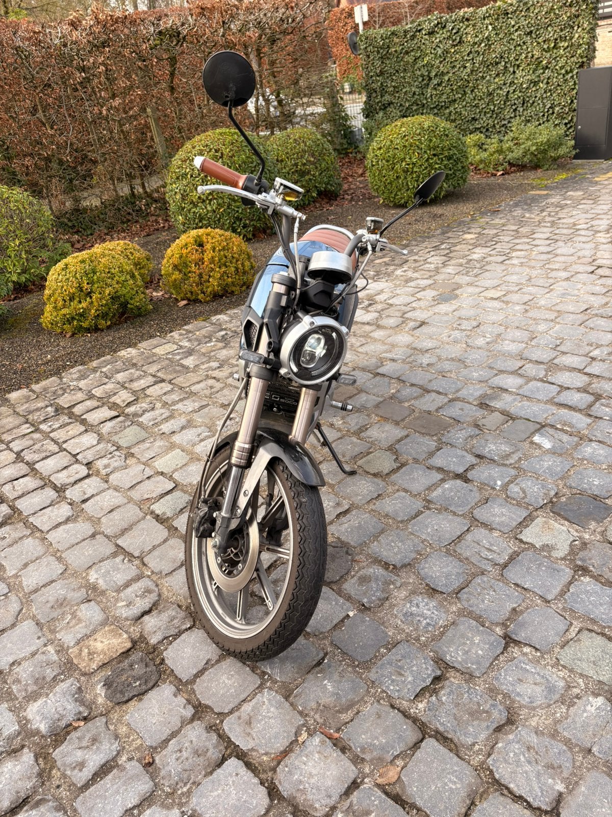 SUPER SOCO TC - Dubbele Batterij + connectie systeem, Ophalen, Gebruikt, Klasse B (45 km/u), 1 versnellingen