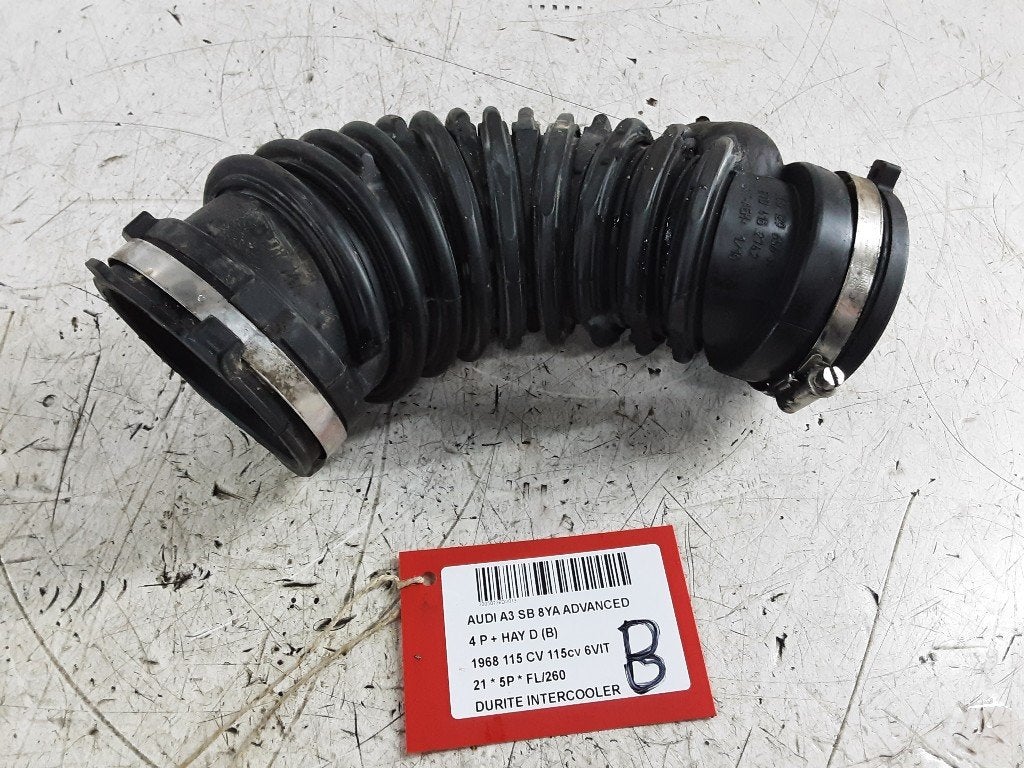 INTERCOOLER DURITE Audi A3 Sportback (8YA) (3Q0129656H), Auto-Union-Straße  1,
85057  Ingolstadt, DE, Info@audi.de, Audi, Utilisé
