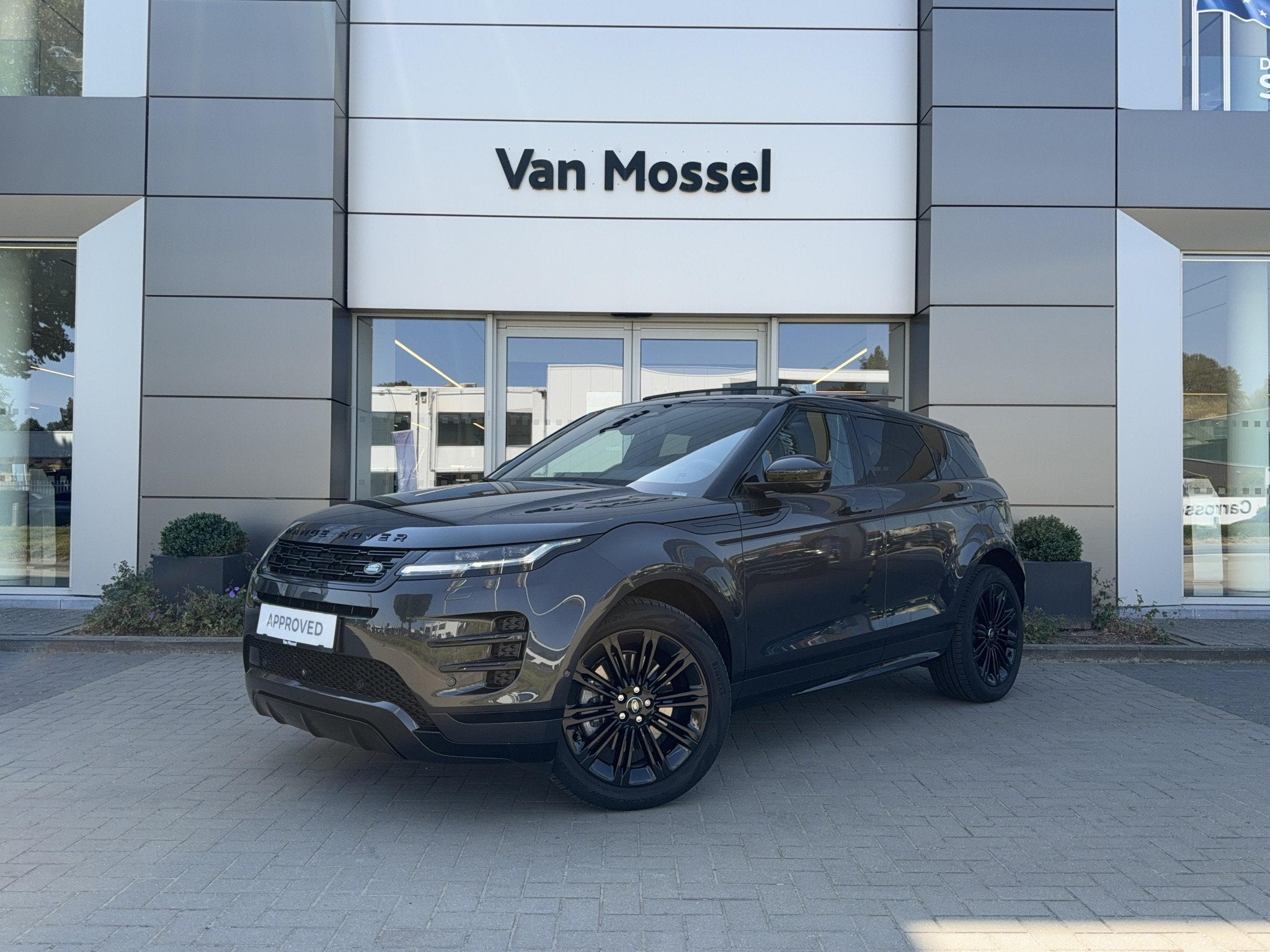 Land Rover Range Rover Evoque P300e Dynamic SE AWD Auto. 24M, Autos, Cuir, Argent ou Gris, Achat, Euro 6
