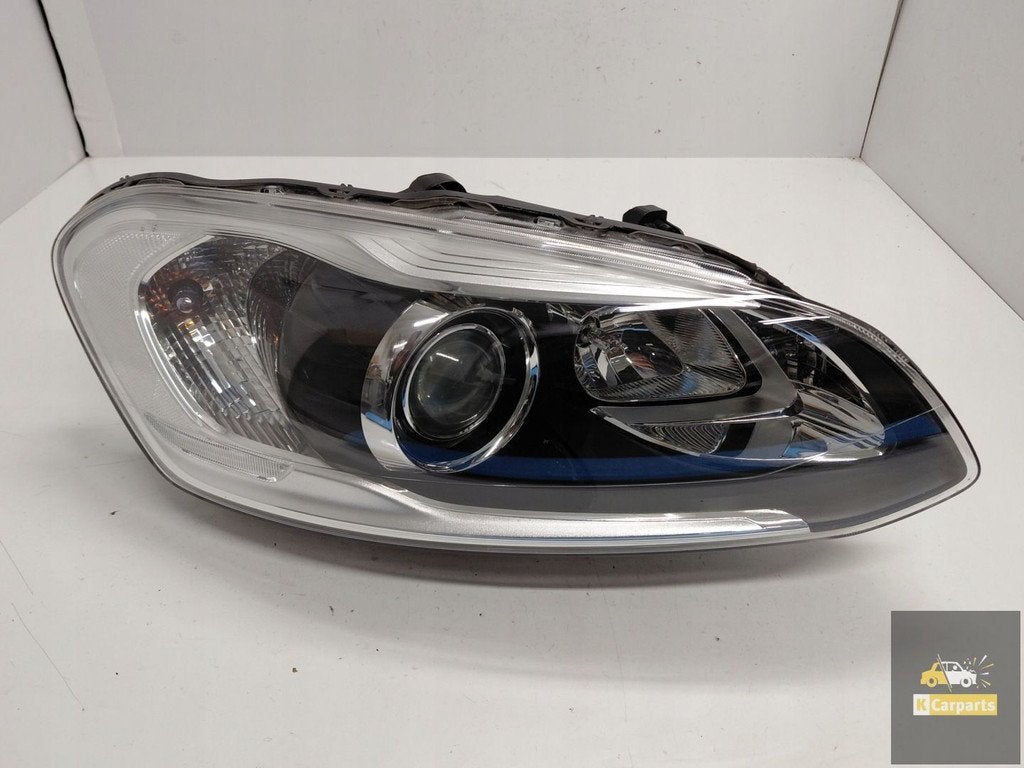 31420258, Volvo XC60 I Lift Xenon ABL 7-polige lamp rechts, Gebruikt, Gunnar Engellaus vag 8
405 31  Gothenburg, SE, Info@volvocars.com