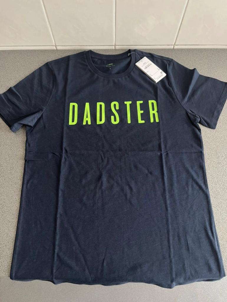 Donkerblauwe t-shirt ‘dadster’ JBC - maat L, Kleding | Heren, T-shirts, Ophalen of Verzenden, Nieuw, Maat 52/54 (L), Blauw