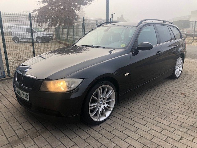 BMW 320d Touring (2007), Cuir et Alcantara, Boîte manuelle, 5 portes, Particulier