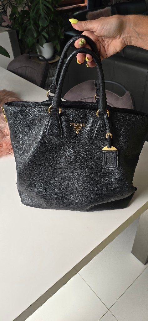 te koop Prada Vitello Diano met ritsen zijkant, Ophalen, Gebruikt, Zwart, Handtas