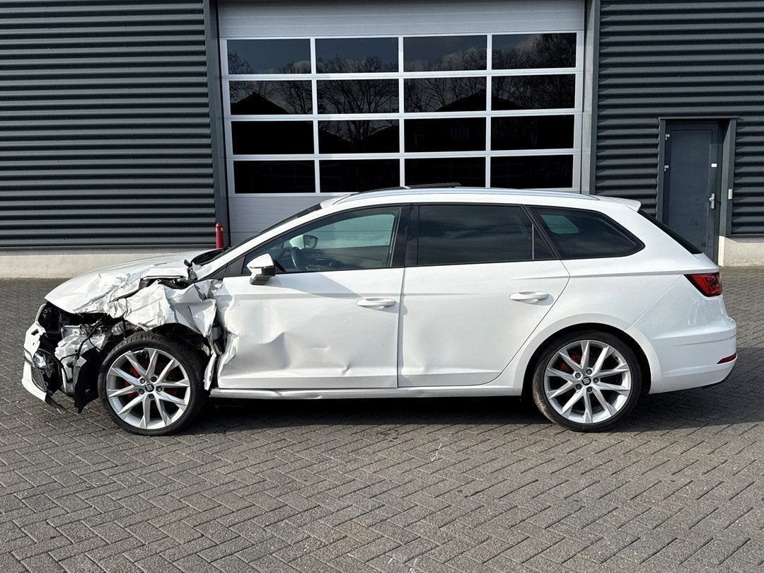 Seat Leon ST 1.4 TSI X-PERIENCE, FR Line, trekhaak, panormad, Voorwielaandrijving, Gebruikt, Euro 6, 4 cilinders